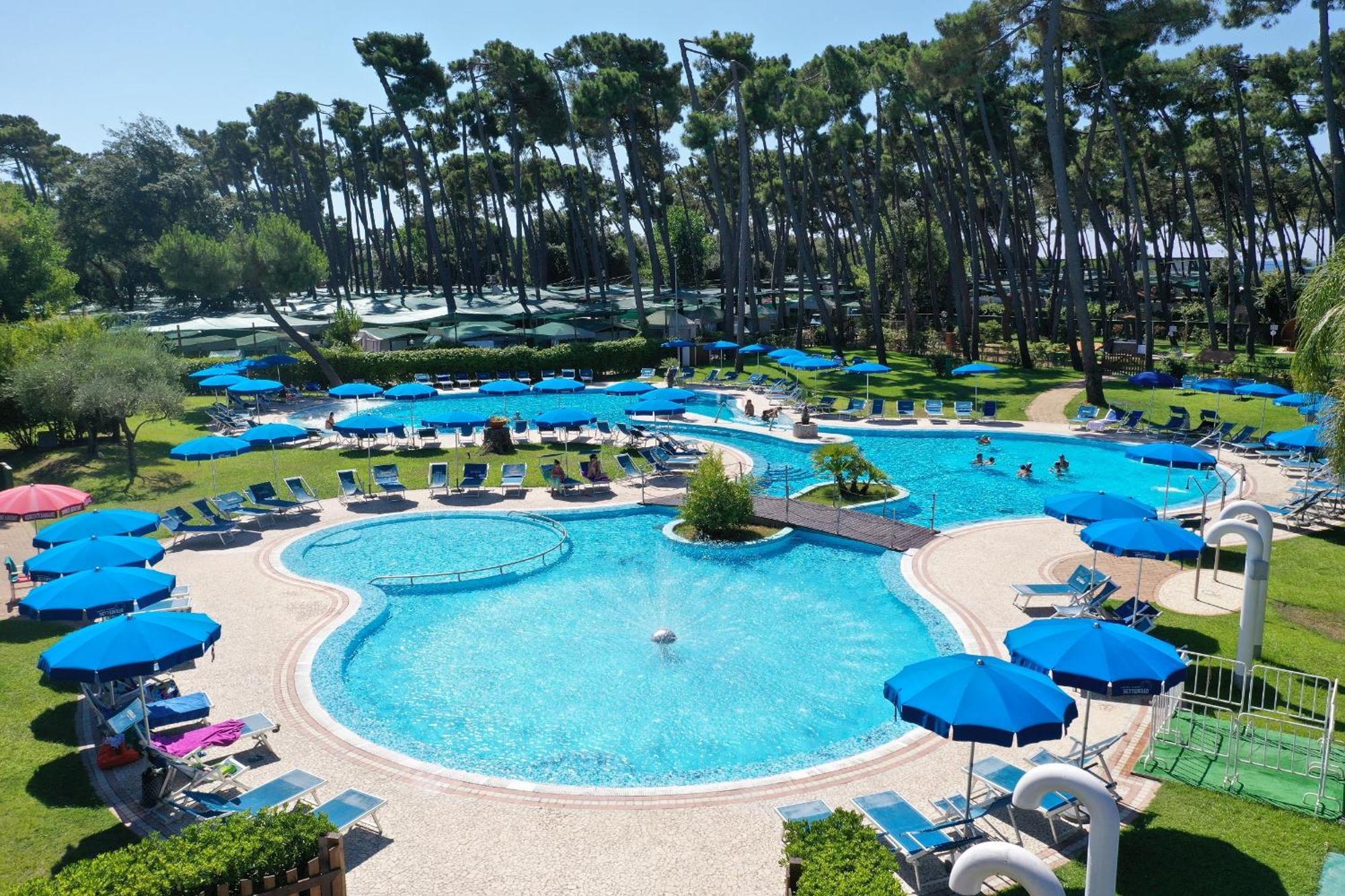 Settebello Village Lido Di Fondi Buitenkant foto