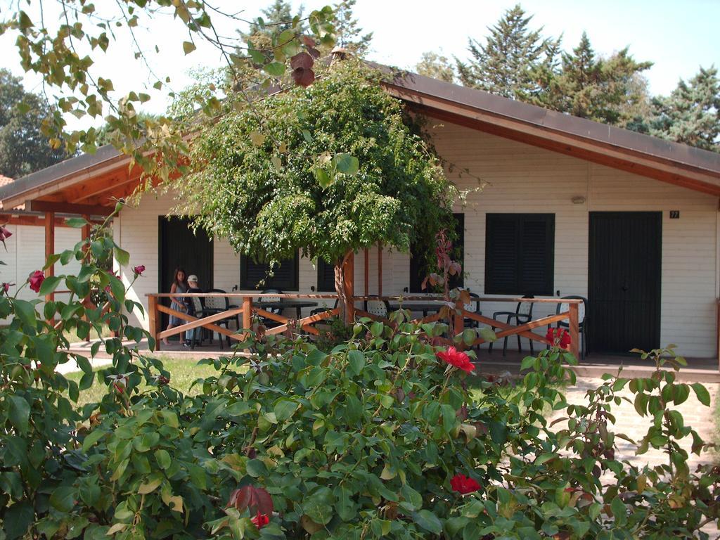 Settebello Village Lido Di Fondi Buitenkant foto