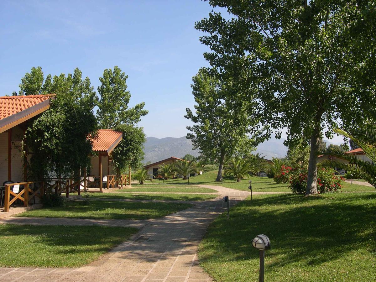 Settebello Village Lido Di Fondi Buitenkant foto